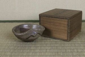 ... length year favorite did sake cup and bottle old Karatsu . Karatsu sake . era box Edo era the first period 