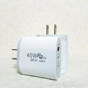 40W PD correspondence fast charger *3 port *iPhone*Android*PD20w×2*1 year guarantee 