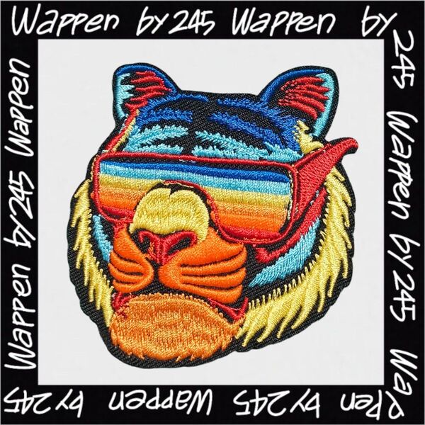 D-91【 アイロンワッペン 】 刺繍ワッペン アップリケ 虎 トラ タイガー TIGER カラフル colorful リメイク