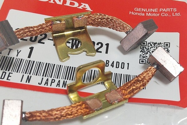 ■送料込み■シャドウ400 シャドウ750 セルモーター ブラシ HONDA エンジン NC44 NC45 RC50 RC53