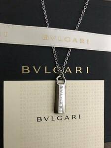 ブルガリBVLGARI 棒形ロゴチャーム　シルバー系　ネックレスチェーンプレゼント