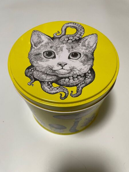 ヒグチユウコさん 丸缶 小物入れ