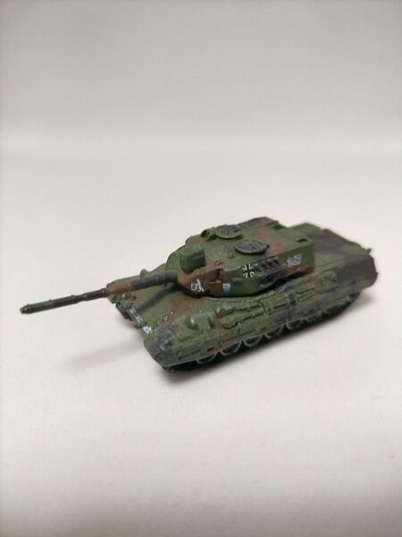1/144 レオパルド1A4 第304戦車大隊 第3中隊 マイクロアーマー13弾 ドラゴン 童友社