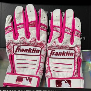 新品 Franklin CFX PRO ホワイト ピンク 母の日デザイン Mサイズ バッティンググローブ フランクリン 野球 革手 バッテ グラブ 限定