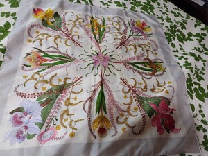  Gucci GUCCI silk scarf Italy flower Accornero