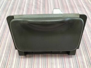 ★　ダイハツ　ムーヴ　　L900S　　灰皿　　純正中古部品 　自管理5ta134　　DAIHATSU　MOVE　Ashtray