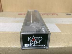 KATO EF64-1001号機です。