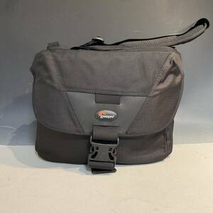 4060501 Lowepro ロープロ Stealth Reporter D400 AW カメラバッグ ショルダー ブラック 黒 レインカバーつき 美品