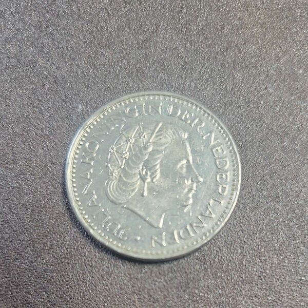 外国コイン オランダ 1972年 1ギルダー硬貨／ユリアナ女王