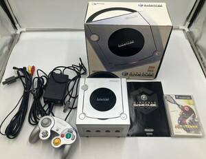 o1722k Nintendo任天堂 ニンテンドーゲームキューブ GameCube DOL-001 シルバー ソフト付き 動作未確認