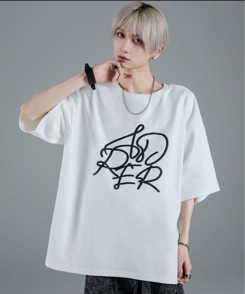 新品ADRER立体プリントグラフィックTシャツ