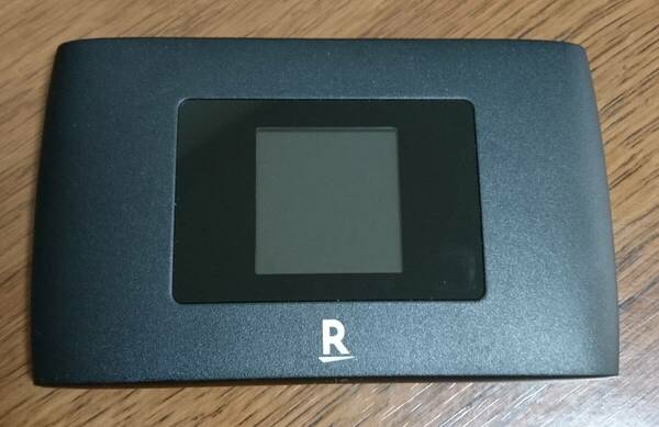 美品　来年4月迄の保証付き　楽天 ポケット　Rakuten WiFi Pocket 2C BLACK SIMフリー