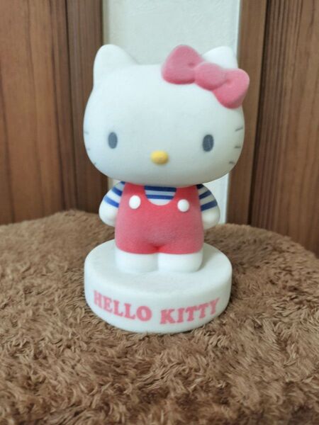 ハローキティ貯金箱