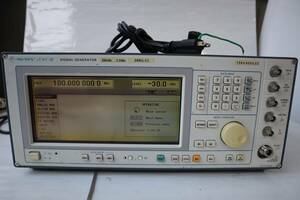 BV109(RK) Y ROHDE&SCHWARZ/ローデシュワルツ SMIQ03 SIGNAL GENERATOR 300kHz-3.3GHz