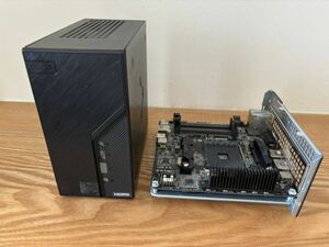 DeskMini X300 ベアボーン ジャンク品 ネジ欠品