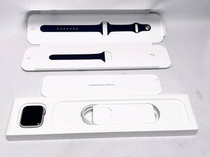 Apple Watch SE 40mm GPSモデル MKNY3J/A A2351 シルバー スマートウォッチ 本体