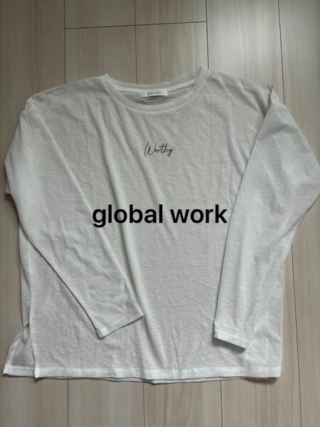 レディース　シアートップス　global work ホワイト