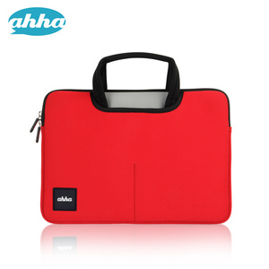 即決・送料込)【バッグタイプのノートブック用ケース】ahha NoteBook Carrier 11 CLEMENS Chili Red