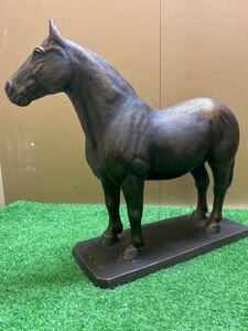 昭和レトロ　日本釧路種　馬　オブジェ　金属製　記念品　置物　競走馬　ばんば　どさんこ