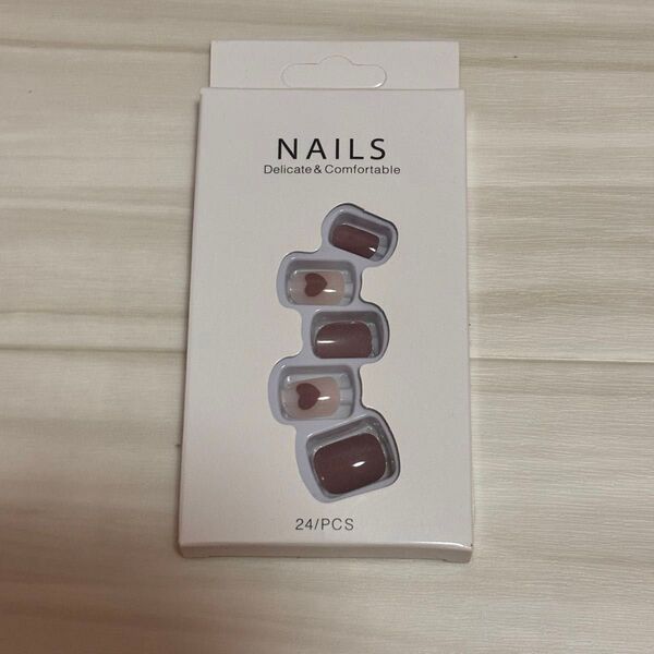 ネイルチップ ピンク ハート ハンド用 24 ヤスリ シール付き 未使用 セット NAILS