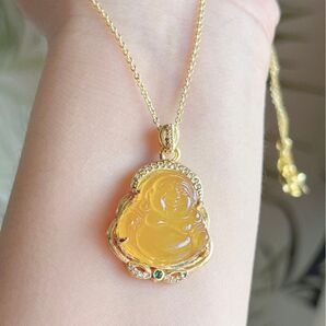 天然石 黄玉髓メノウ弥勒仏のネックレス【番号A3711】