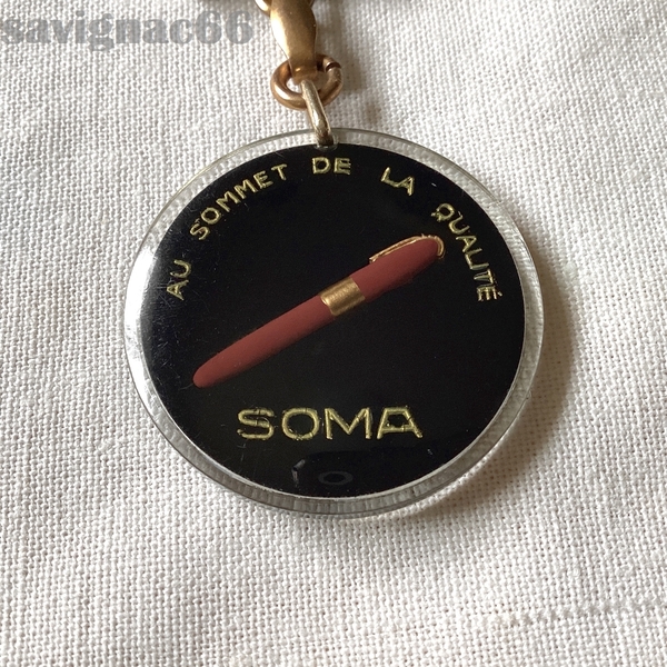 60年代 フレンチキーホルダー ブルボン SOMA 万年筆 ★ 60s フランス 文房具 筆記用具 vintage アンティーク ブロカント 蚤の市 昭和レトロ