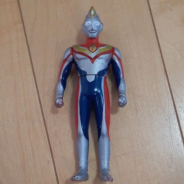 ウルトラマンダイナ ソフビ