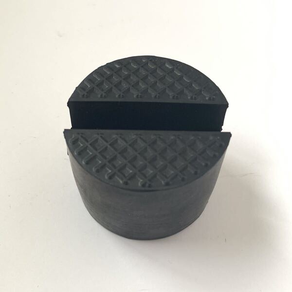 ジャッキパッド ジャッキアタッチメント ラバーパット 自動車 アダプター ゴム 溝付き ジャッキアップアダプター、ジャッキパッド