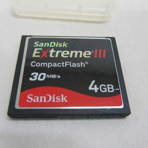 4GB　SanDisk ExtremeⅢ　30MB/s　CFカード　メモリーカード　コンパクトフラッシュカード
