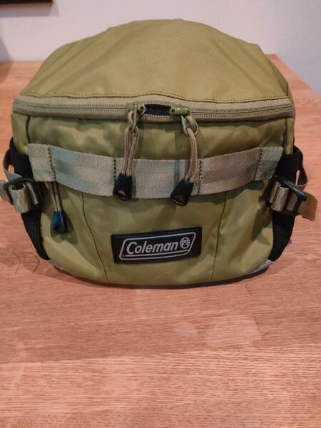 コールマンColeman ボディバッグ