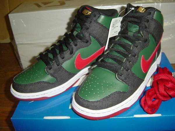 新品 ダンクSB 27cm グッチ NIKE DUNK HIGH PREMIUM SB GUCCI US9 ナイキ 替え紐付き 黒タグ完備 未使用 デッドストック 本物