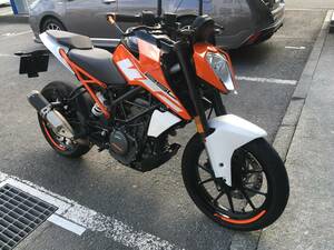 ■KTM250DUKE オリジナル デザイン フロント フェンダー【即納】（限定オマケ付き）