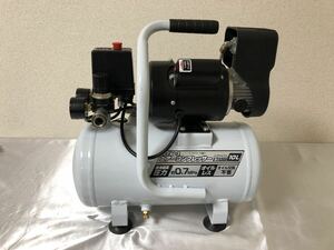 高儀 (Takagi) エアーコンプレッサー オイルレス? EARTH MAN 静音タイプ 10L ACP-10A