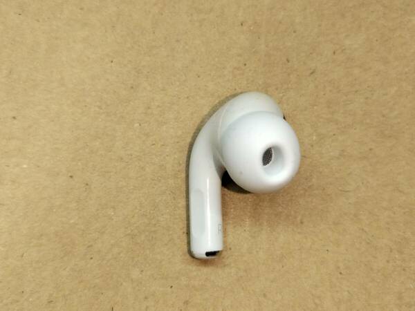 【USED】 NH2308 P-3R Apple Airpods pro アップル 純正 エアーポッズ プロ 第1世代 イヤホン R側のみ A2083