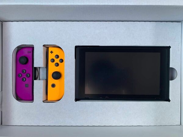 Nintendo Switch 本体 中古品 動作確認済み 全て揃ってます 