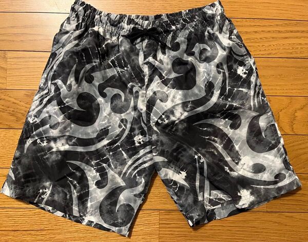 男児 サーフパンツ風 ジュニア水着 130cm★カッコイイデザイン