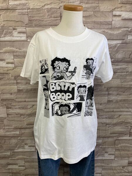 新品 ベティちゃんBettyBoop ベティブープ半袖Tシャツモノトーンプリントおはようホワイト