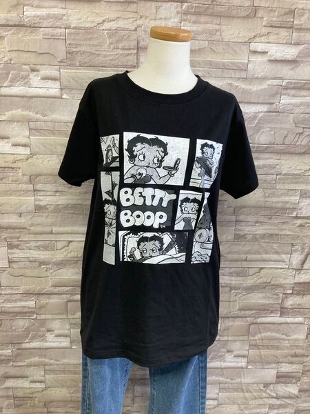 新品 ベティちゃんBettyBoop ベティブープ半袖Tシャツモノトーンプリントおはようブラック