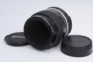 Nikon Ai-S Micro-NIKKOR 55mm 2.8 ニコン マクロ 単焦点レンズ MF マニュアルフォーカスレンズ