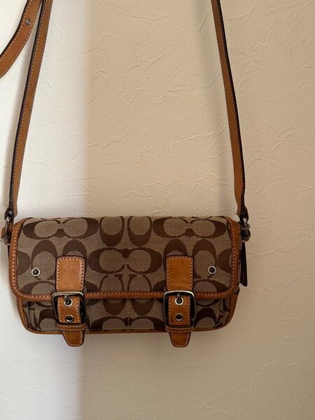 COACH ショルダーバッグ 斜め掛け ポシェット