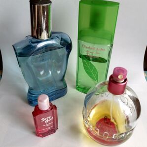 オードトワレほか 香水 4種