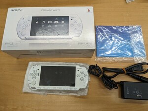 [c581][ работа товар * коробка, инструкция есть ] SONY Sony PSP PSP-2000 PlayStation Portable PlayStation портативный белый 