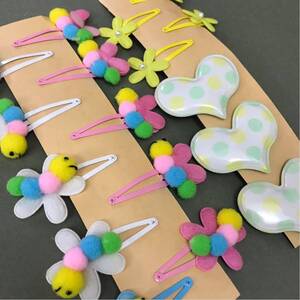 A-671 【激安・格安】ヘアアクセサリー まとめ売り セット売り スリーピン パッチン留め ピン留め ハート 花 芋虫 イエロー 子ども用の商品画像
