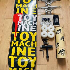 INDEPENDENTチタン合金製同等品トラック使用 トイマシーン TOY MACHINE スケートボード スケボー 8.0*31.5 コンプリートセット C