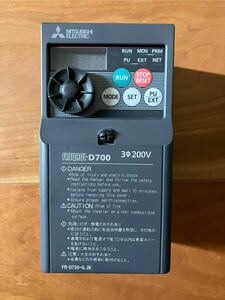 ジャンク品　MITSUBISHI 三菱 インバーター FR-D720-0.2K