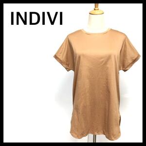 【未使用に近い】INDIVI インディヴィ Tシャツ ティーシャツ ベージュ M