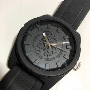 DIESEL ディーゼル　メンズ腕時計　クォーツ　稼動品　オールブラック　文字盤ブレイブチーフロゴ　委託中古商品