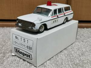[ beautiful goods ][ box less .][ anti moni - made ]1/40 Diapet No.151 Toyopet Crown ambulance 
