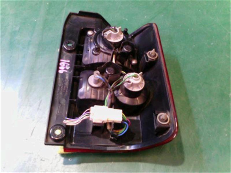 ダイハツ 純正 ムーブコンテ 《 L575S 》 左テールランプ 81560-B2490 P42500-24005819 ダイハツ 純正 ムーブコンテ 《 L575S 》 左テールランプ 81560-B2490 P42500-24005819