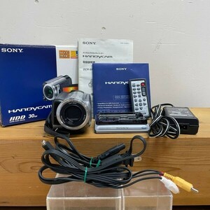 F2019【動作未確認】 SONY／ソニー ハンディカム DCR-SR60 デジタル ビデオカメラ レコーダー HDD 30GB